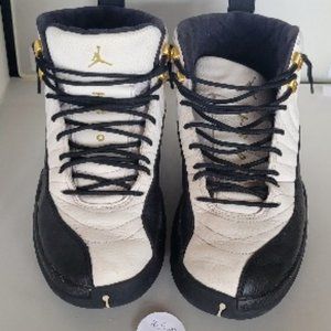 Air Jordan retro 12 "Royalty" sz 12